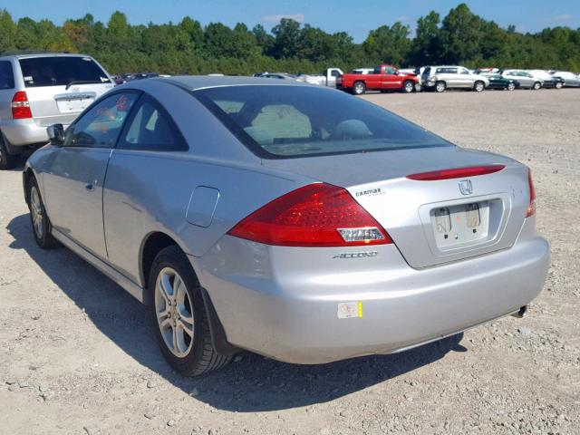 1HGCM723X7A008307 - 2007 HONDA ACCORD LX SILVER photo 3