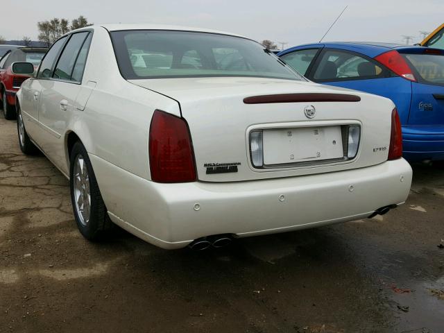 1G6KF57913U207649 - 2003 CADILLAC DEVILLE DT WHITE photo 3