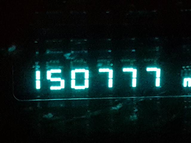 1J8HG48K86C144018 - 2006 JEEP COMMANDER BLACK photo 8