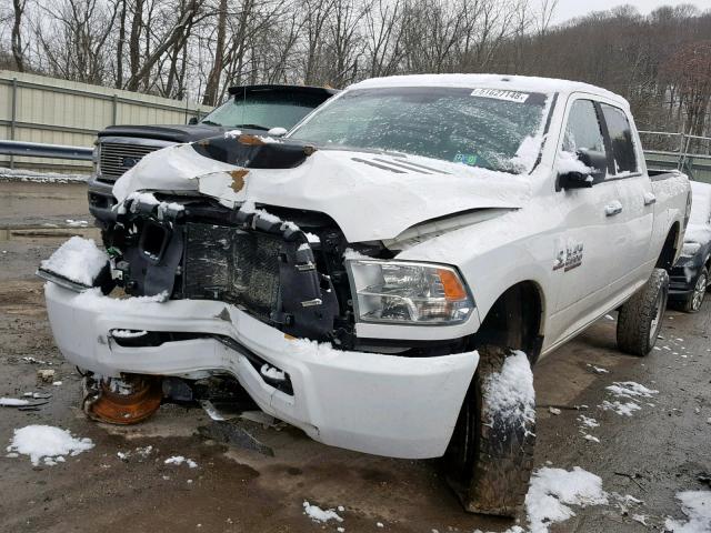 3C6UR5DLXDG569455 - 2013 RAM 2500 SLT WHITE photo 2