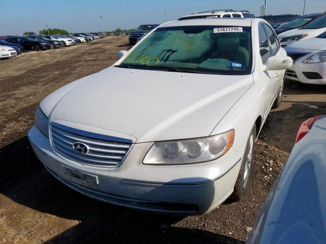 KMHFC46F68A288810 - 2008 HYUNDAI AZERA SE WHITE photo 2