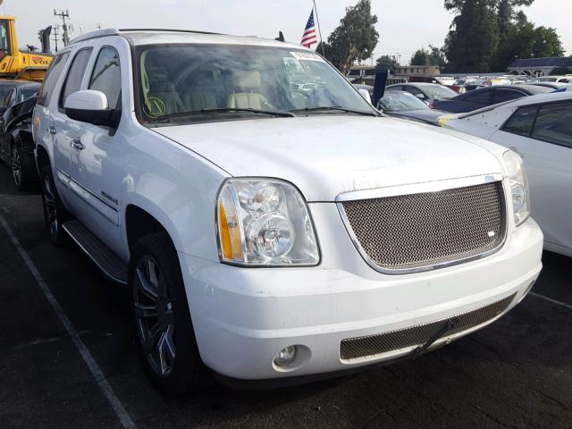 1GKFK63887J244898 - 2007 GMC YUKON DENA WHITE photo 1