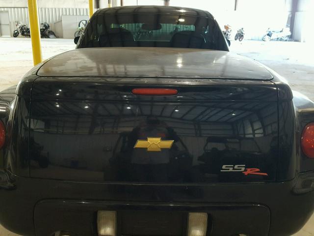 1GCES14P94B108558 - 2004 CHEVROLET SSR 黑色 照片 6