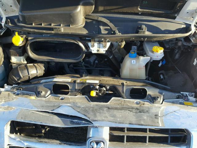 3C6TRVDG4JE107172 - 2018 RAM PROMASTER 白色 照片 7
