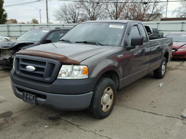 1FTRF12277KB62457 - 2007 FORD F150 GRAY photo 2