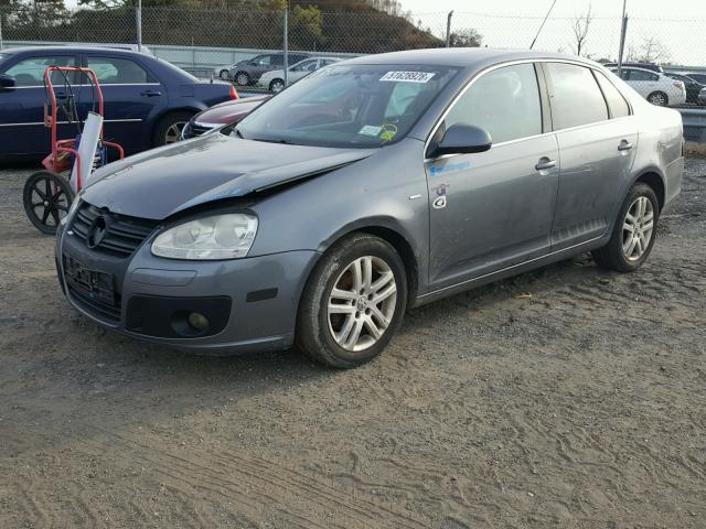 3VWEG71K17M150200 - 2007 VOLKSWAGEN JETTA WOLF CHARCOAL photo 2