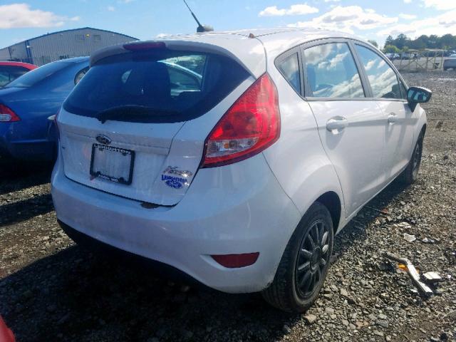 3FADP4EJ6CM186575 - 2012 FORD FIESTA SE WHITE photo 4