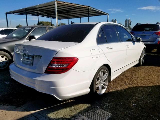 WDDGF4HB4EA902152 - 2014 MERCEDES-BENZ C 250 WHITE photo 4