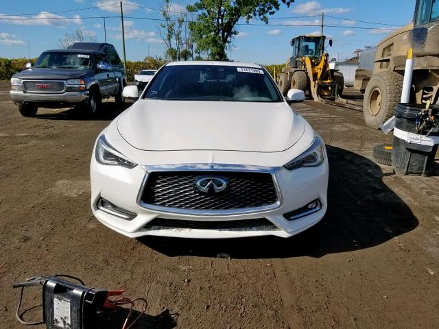 JN1FV7EL7HM700421 - 2017 INFINITI Q60 RED SP WHITE photo 9