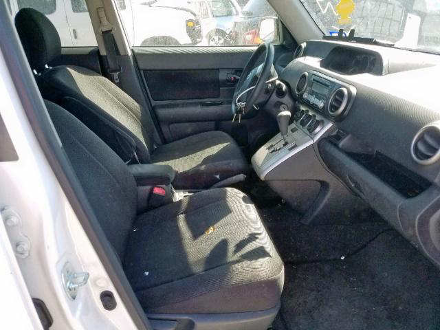 JTLKE50E881048195 - 2008 TOYOTA SCION XB თეთრი ფოტო 5