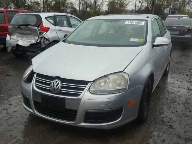 3VWEG71K97M071129 - 2007 VOLKSWAGEN JETTA WOLF SILVER photo 2