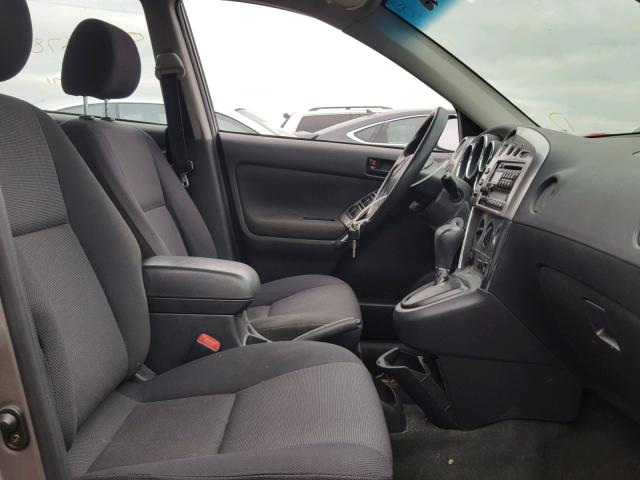 5Y2SL62874Z465611 - 2004 PONTIAC VIBE GRAY photo 5