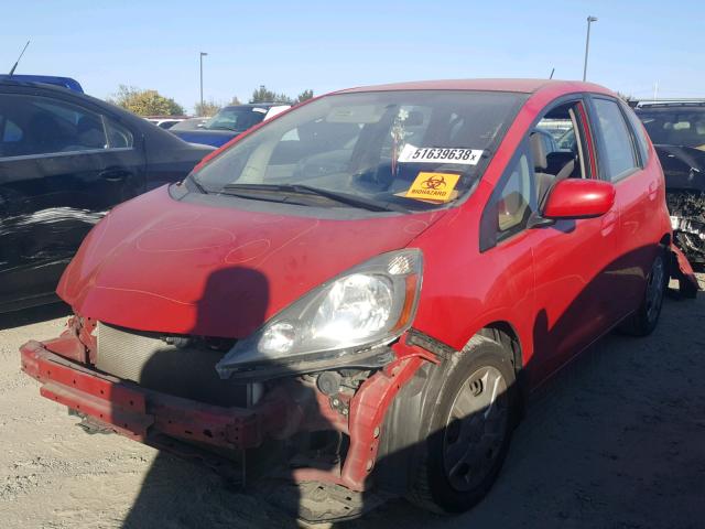 JHMGE8H31CS007804 - 2012 HONDA FIT RED photo 2