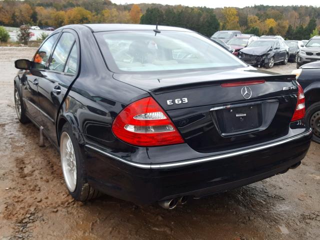 WDBUF65J44A426714 - 2004 MERCEDES-BENZ E 320 BLACK photo 3