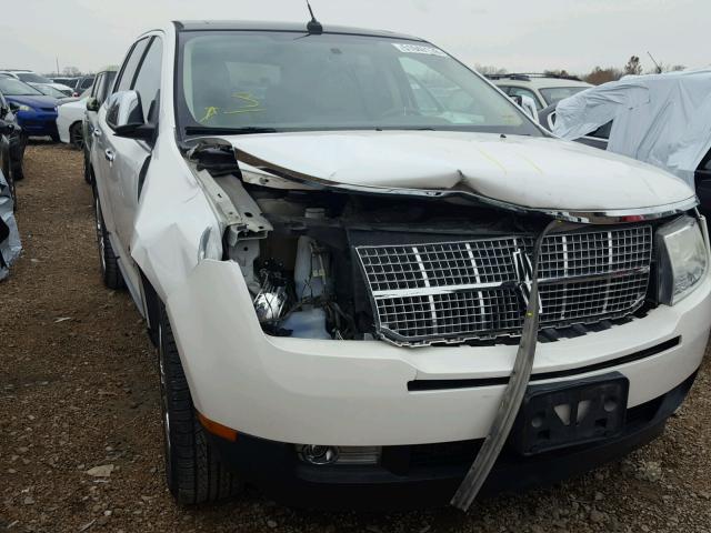 2LMDJ8JC4ABJ21491 - 2010 LINCOLN MKX WHITE photo 9