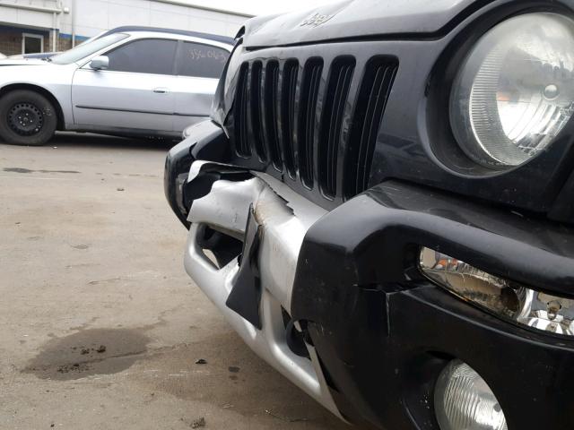 1J4GL38K43W569524 - 2003 JEEP LIBERTY RE BLACK photo 9