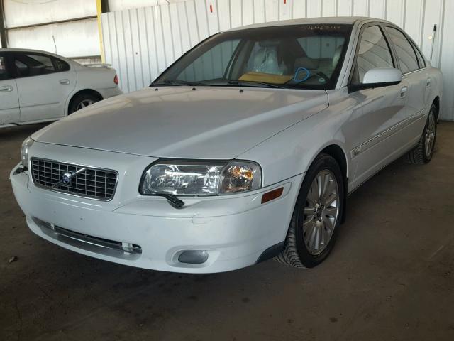 YV1TS592861439145 - 2006 VOLVO S80 2.5T WHITE photo 2