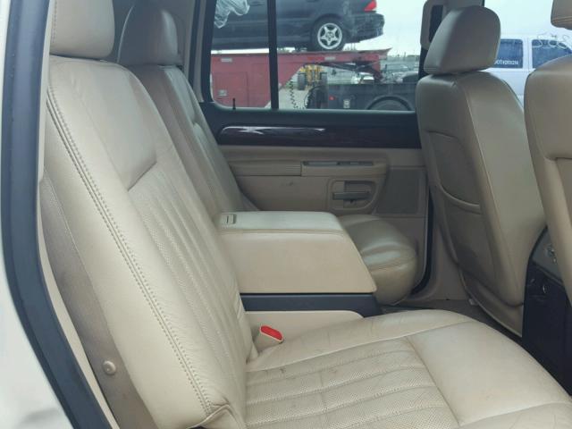 5LMEU88H75ZJ01857 - 2005 LINCOLN AVIATOR 金色 照片 6