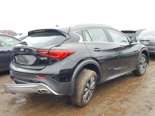 SJKCH5CR4JA003571 - 2018 INFINITI QX30 BASE BLACK photo 4