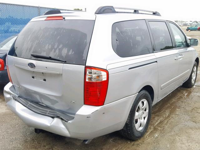 KNDMB233176108583 - 2007 KIA SEDONA LX SILVER photo 4