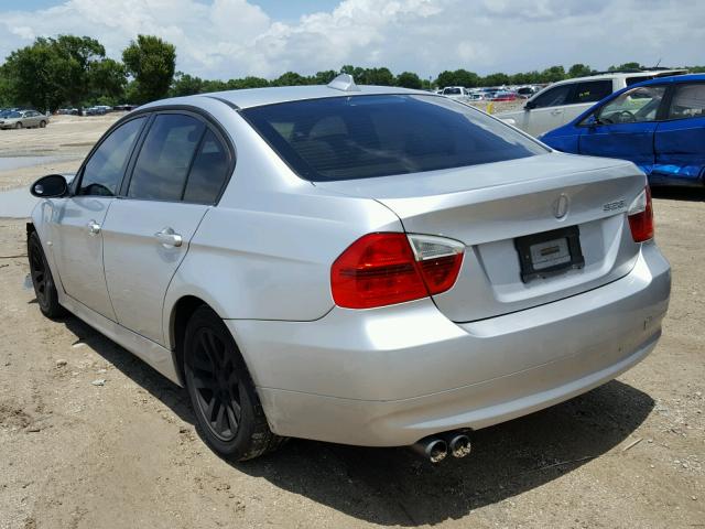 WBAVA37507NE26130 - 2007 BMW 328 I SILVER photo 3