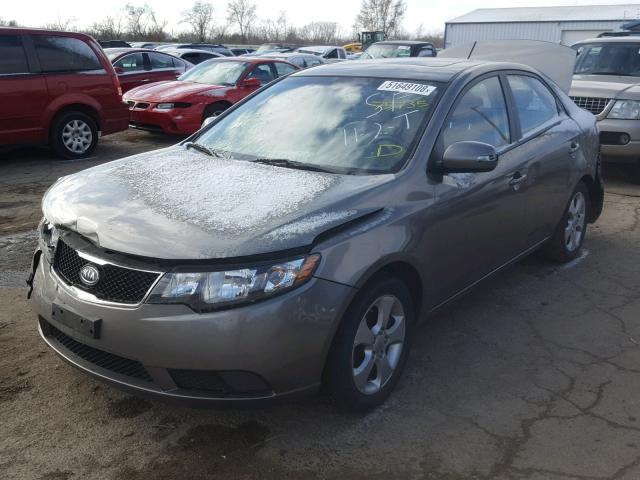 KNAFU4A24A5121265 - 2010 KIA FORTE EX GRAY photo 2