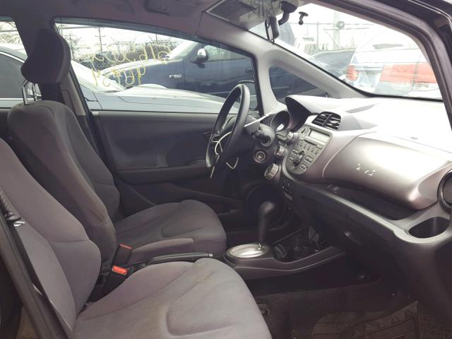 JHMGE88279S063620 - 2009 HONDA FIT BLACK photo 5