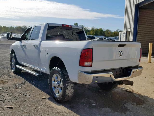 3C6UR5DL8GG173626 - 2016 RAM 2500 SLT 白色 照片 3