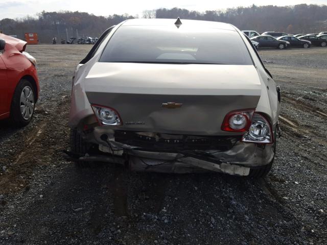 1G1ZB5E09CF179320 - 2012 CHEVROLET MALIBU LS ბეჟი ფოტო 9