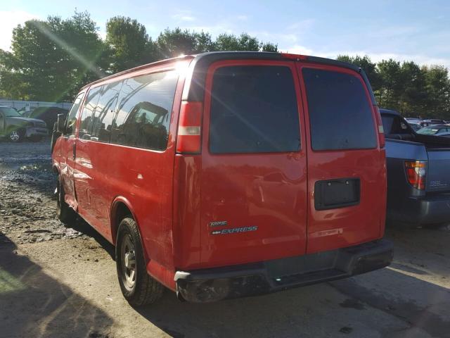 1GNFH154881212484 - 2008 CHEVROLET EXPRESS G1 RED photo 3