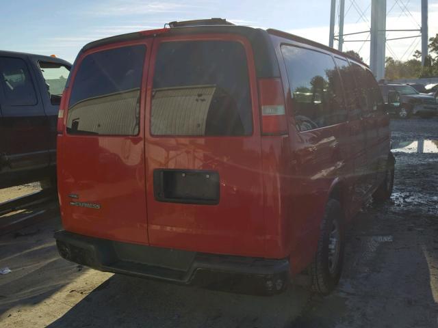 1GNFH154881212484 - 2008 CHEVROLET EXPRESS G1 RED photo 4