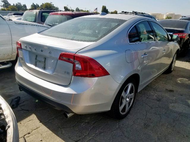 YV1622FS4C2088790 - 2012 VOLVO S60 T5 SILVER photo 4