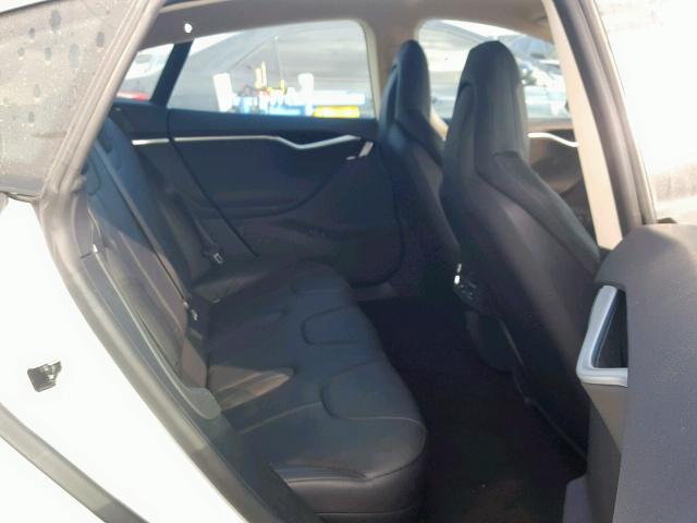 5YJSA1DN7DFP08156 - 2013 TESLA MODEL S أبيض صورة 6