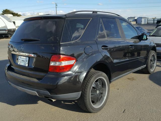 4JGBB86E16A032006 - 2006 MERCEDES-BENZ ML 350 TWO TONE photo 4