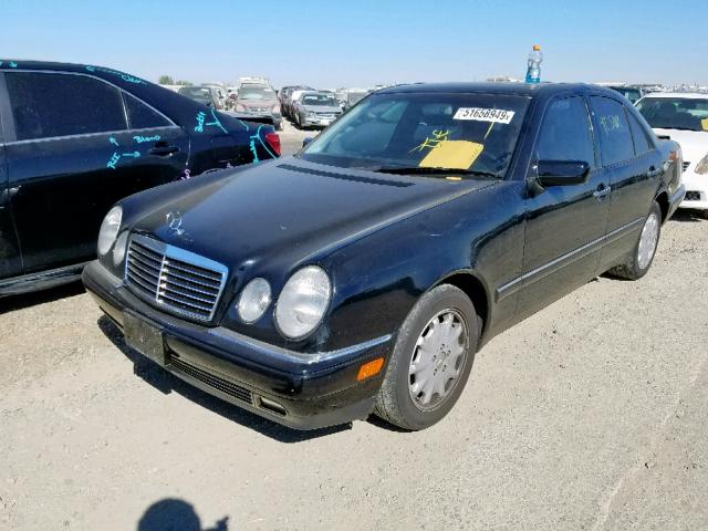 WDBJF65H7XA767318 - 1999 MERCEDES-BENZ E 320 BLACK photo 2