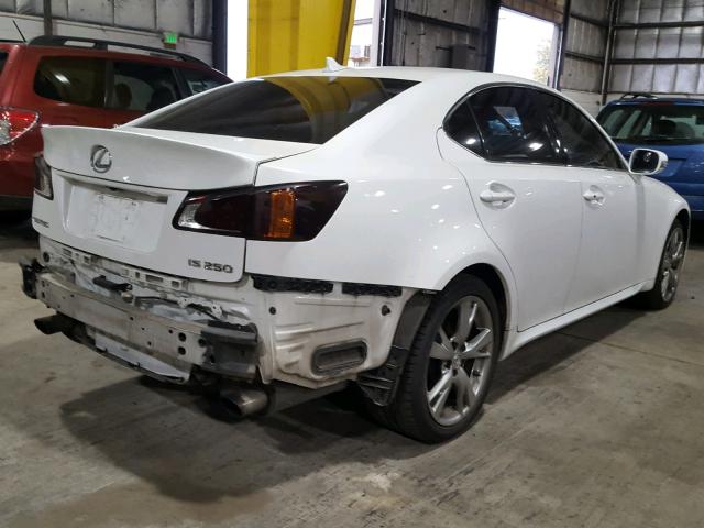 JTHBK262395103032 - 2009 LEXUS IS 250 WHITE photo 4