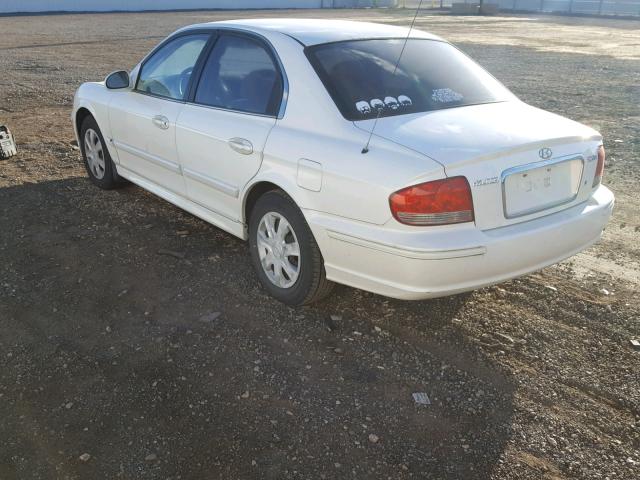 KMHWF25SX5A167915 - 2005 HYUNDAI SONATA GL WHITE photo 3