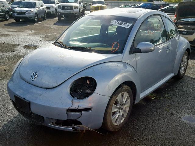 3VWRG3AG7AM011850 - 2010 VOLKSWAGEN NEW BEETLE 蓝色 照片 2