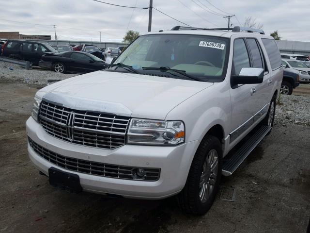 5LMJJ3J52BEJ09684 - 2011 LINCOLN NAVIGATOR WHITE photo 2