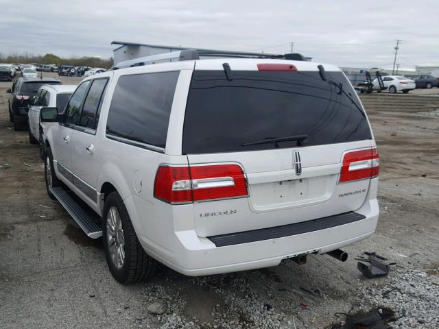 5LMJJ3J52BEJ09684 - 2011 LINCOLN NAVIGATOR WHITE photo 3
