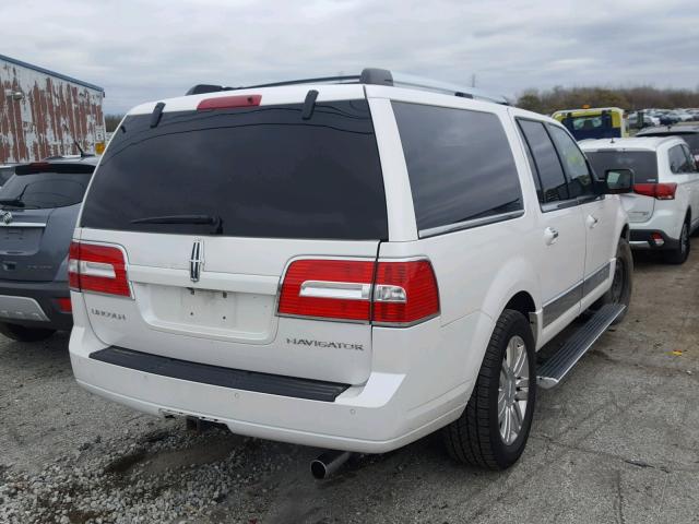 5LMJJ3J52BEJ09684 - 2011 LINCOLN NAVIGATOR WHITE photo 4