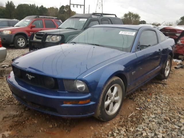 1ZVHT82HX85172026 - 2008 FORD MUSTANG GT BLUE photo 2