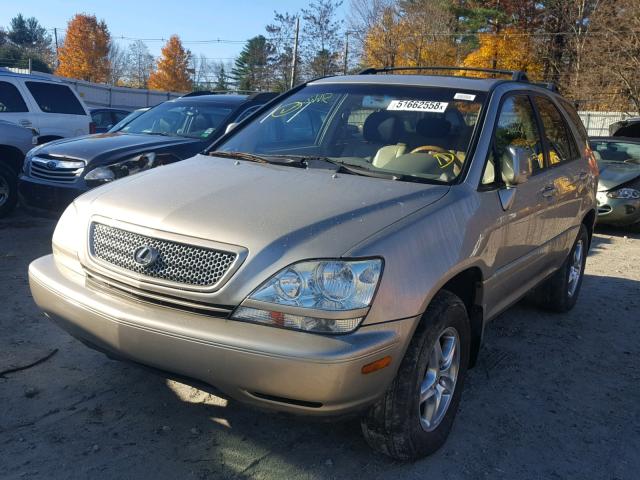 JTJHF10U320277705 - 2002 LEXUS RX 300 GOLD photo 2