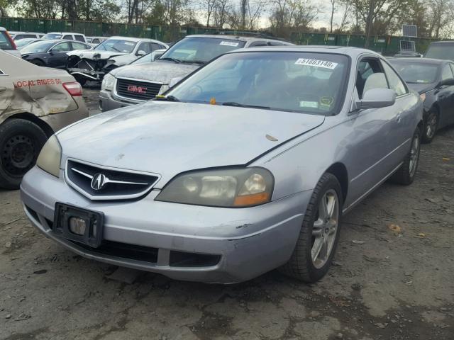 19UYA42623A008464 - 2003 ACURA 3.2CL TYPE SILVER photo 2