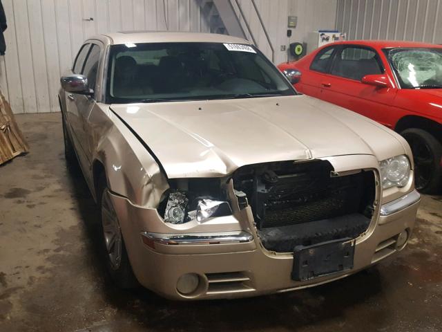 2C3KA63HX6H534576 - 2006 CHRYSLER 300C CREAM photo 1