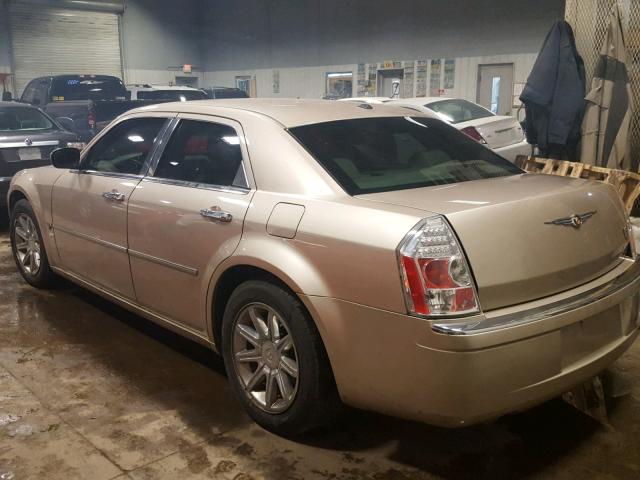 2C3KA63HX6H534576 - 2006 CHRYSLER 300C CREAM photo 3