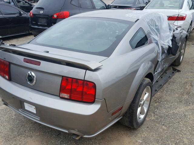 1ZVHT82H495141095 - 2009 FORD MUSTANG GT SILVER photo 4
