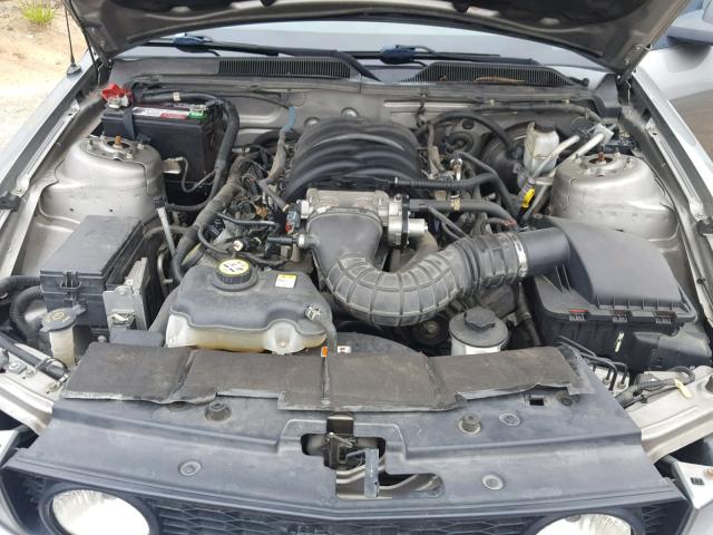 1ZVHT82H495141095 - 2009 FORD MUSTANG GT SILVER photo 7