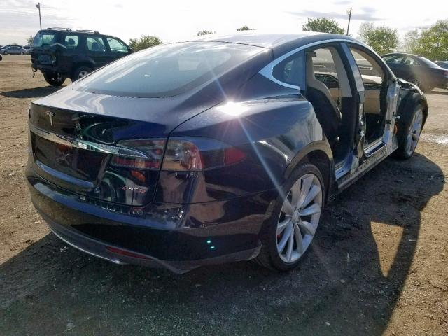 5YJSA1H23FFP77252 - 2015 TESLA MODEL S 85 BLUE photo 4