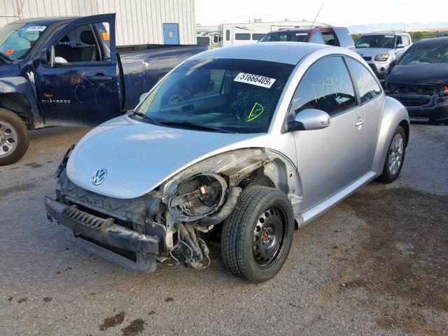 3VWPW31C48M502944 - 2008 VOLKSWAGEN NEW BEETLE 银色 照片 2